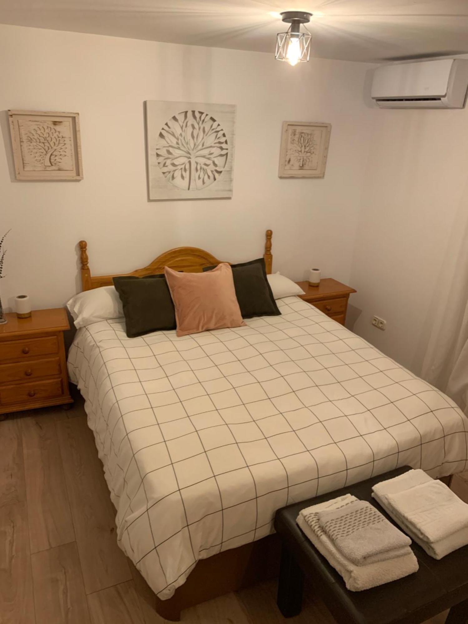 Acogedor Apartamento 2 Dormitorios Granada Luaran gambar