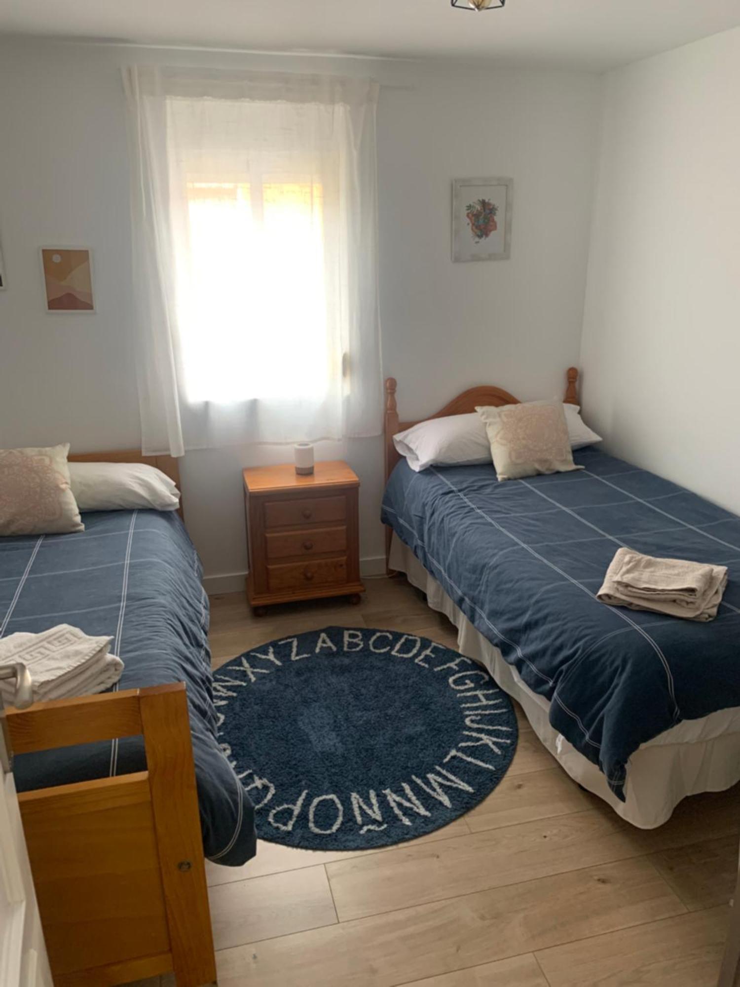 Acogedor Apartamento 2 Dormitorios Granada Luaran gambar
