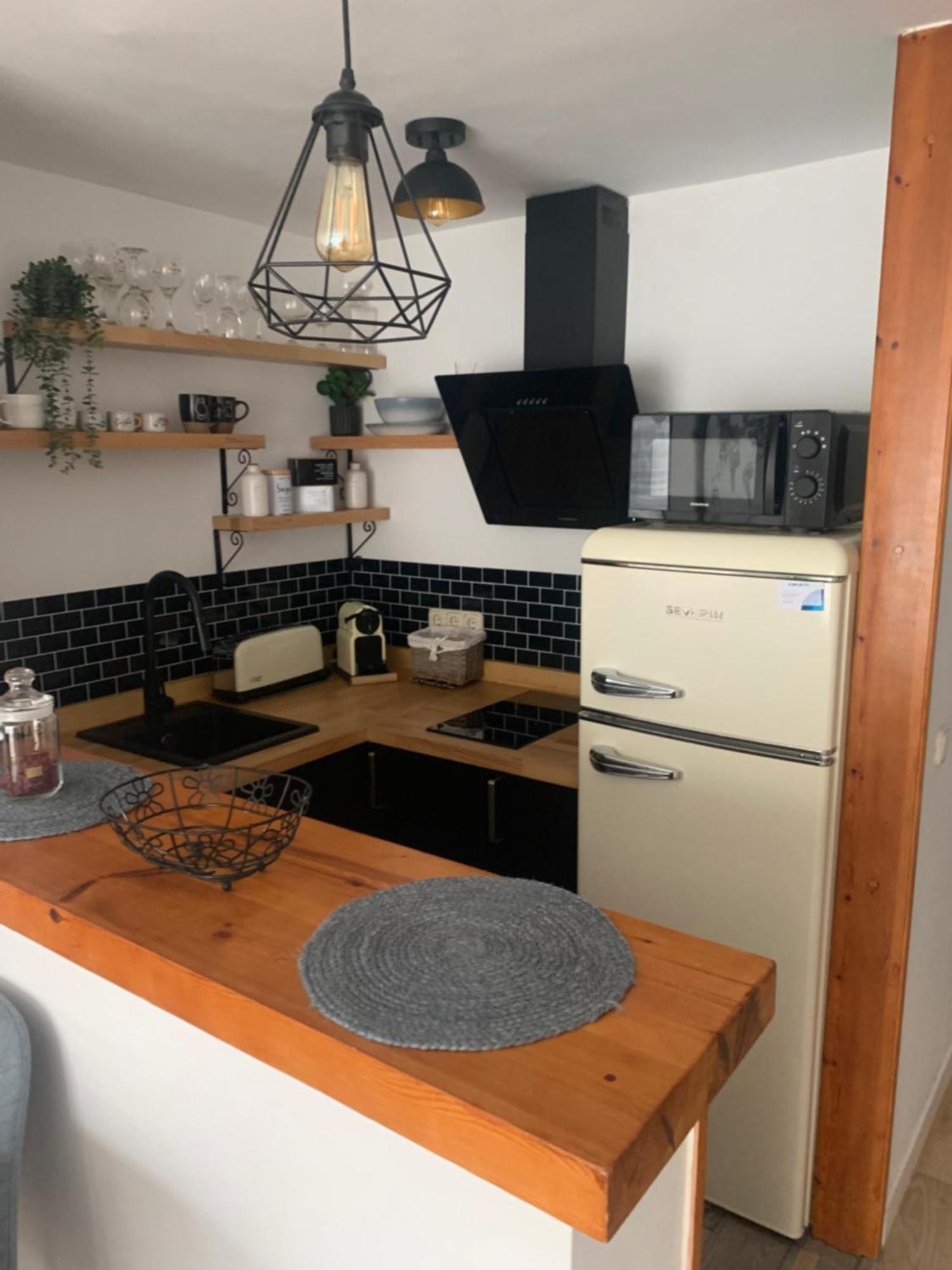 Acogedor Apartamento 2 Dormitorios Granada Luaran gambar